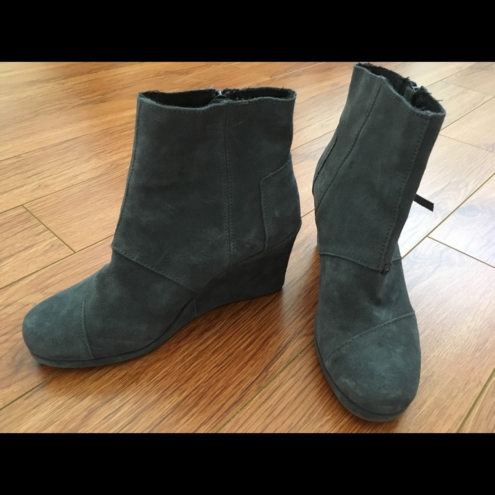 TOMS Desert Wedge Booties/Boots